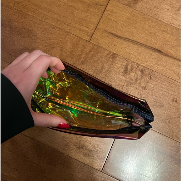 💘BRAND NEW ESTÉE LAUDER MAKEUP BAG💘 - Picture 3 of 4